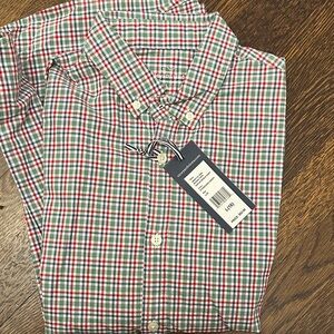 NWT Vineyard Vines Boys Red, Green & White Plaid Button-Down Shirt